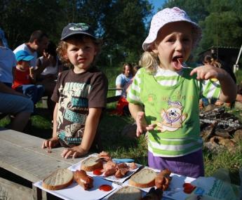 Pojďme soutěžit a hrát si Pojďme soutěžit a hrát si