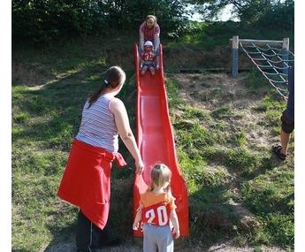 Pojďme soutěžit a hrát si Pojďme soutěžit a hrát si